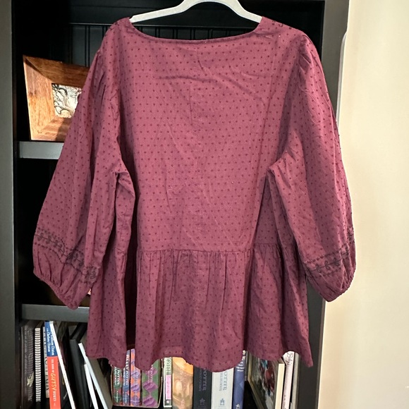 Lane Bryant NWT peplum top, burgundy, size 20 - Picture 3 of 6